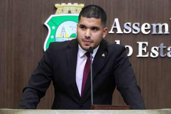dep andre fernandes