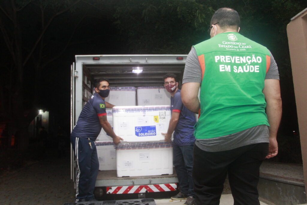 CHEGADA DE VACINAS HS