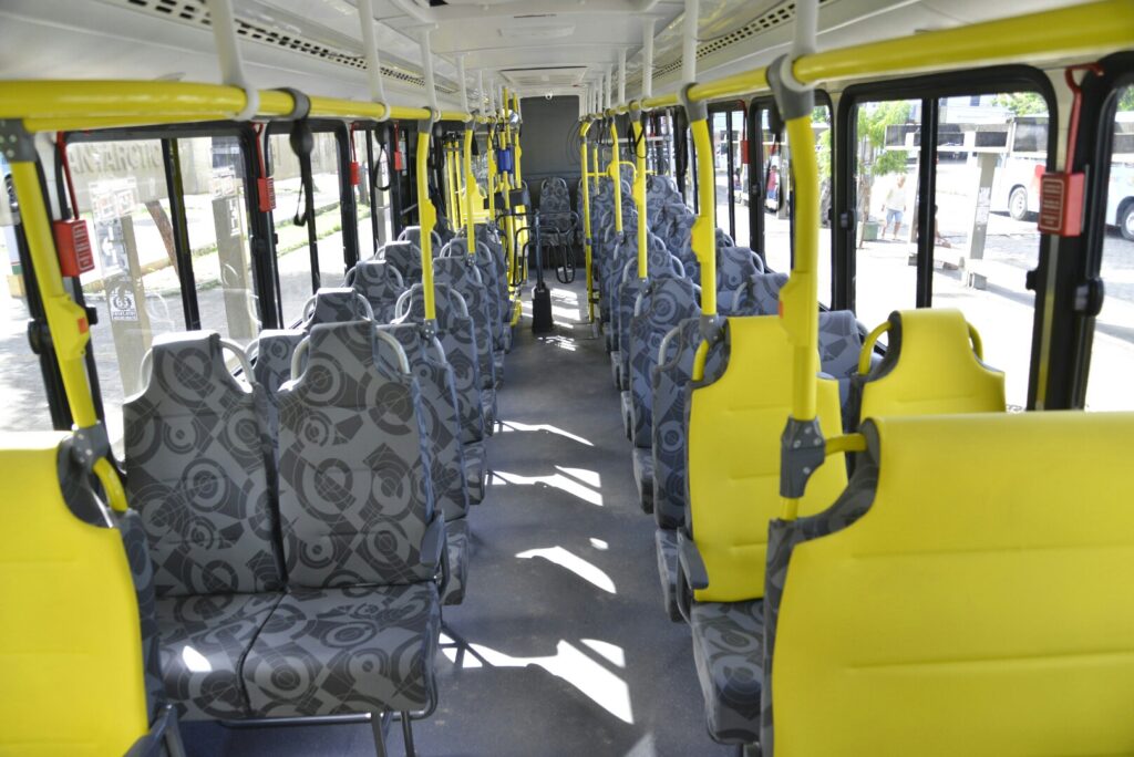 ONIBUS MET MVS
