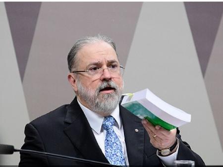 augusto aras durante sabatina na ccj  v