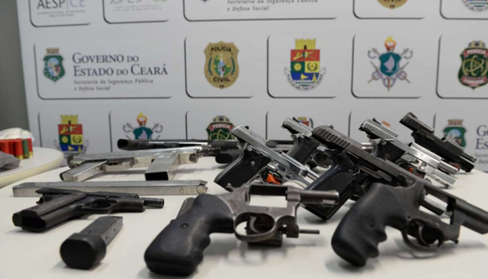 Quase duas mil armas de fotos saíram de circulação no 1º trimestre de 2022 no Ceará