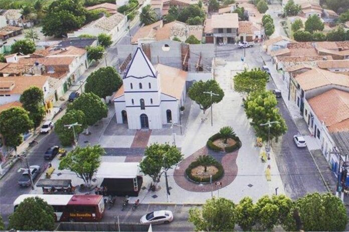 Praça da Matriz de Pindoretama.