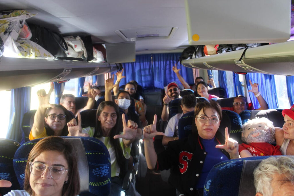 Caravana vai a Brasília para a posse de Lula