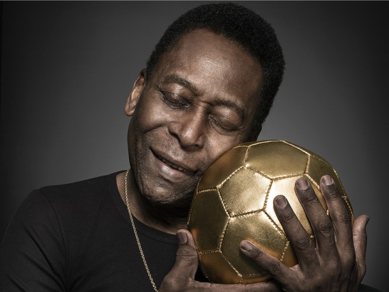 Decretado luto de três dias pela morte de Pelé