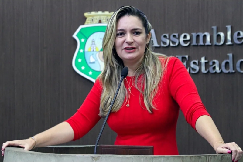 Augusta Brito vai assumir vaga de Camilo no Senado