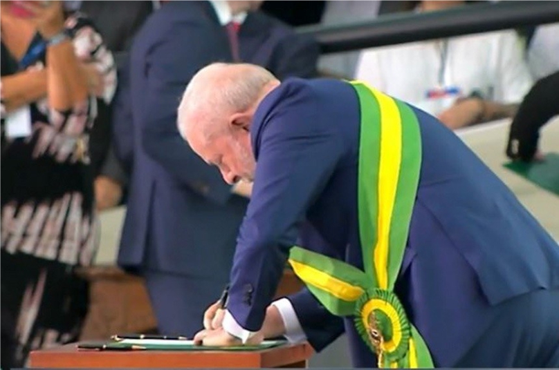 'Revogaço' de Lula atinge decretos alvos do Senado