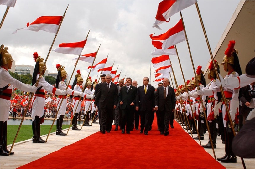 Congresso empossa Lula neste domingo