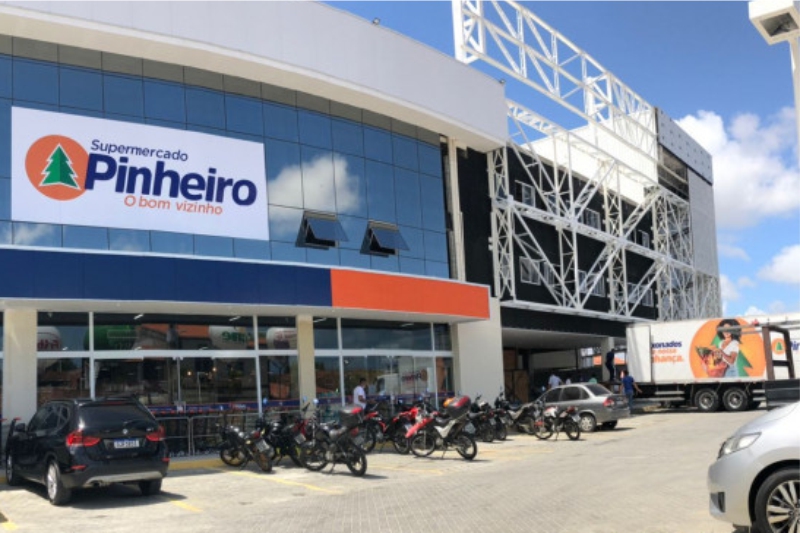 Supermercado completa primeiro ano de atividades em Aquiraz
