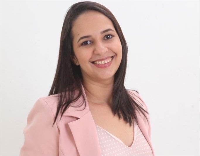 Vereadora diz não ter decidido ser oposição ao prefeito