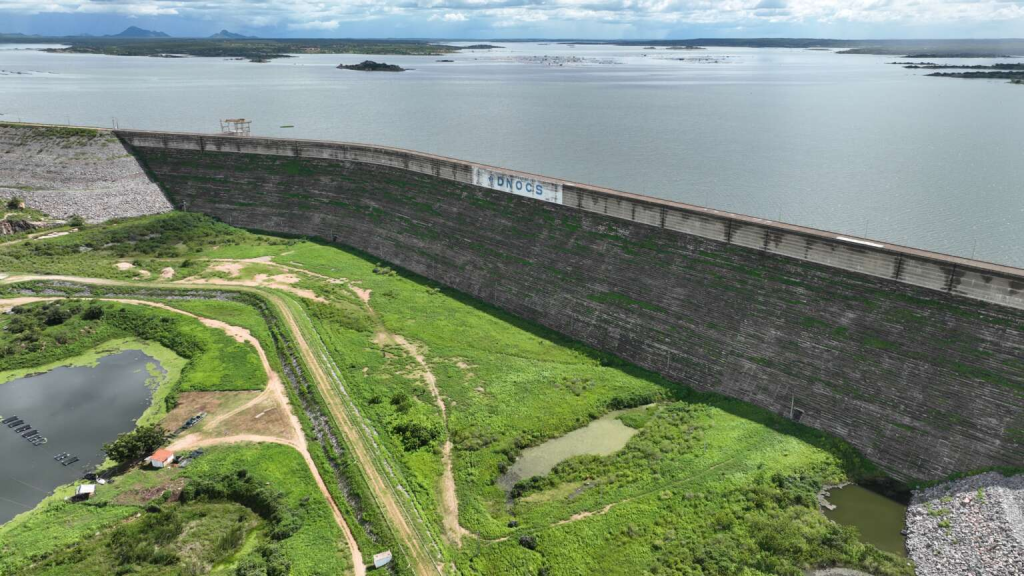 As águas percorreram um total de 300 km até o açude Castanhão - Foto: Divulgação.
