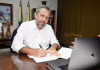 O governador também sancionou a mensagem que estabelece o piso salarial para os Agentes Comunitários de Saúde - Foto: Carlos Gibaja