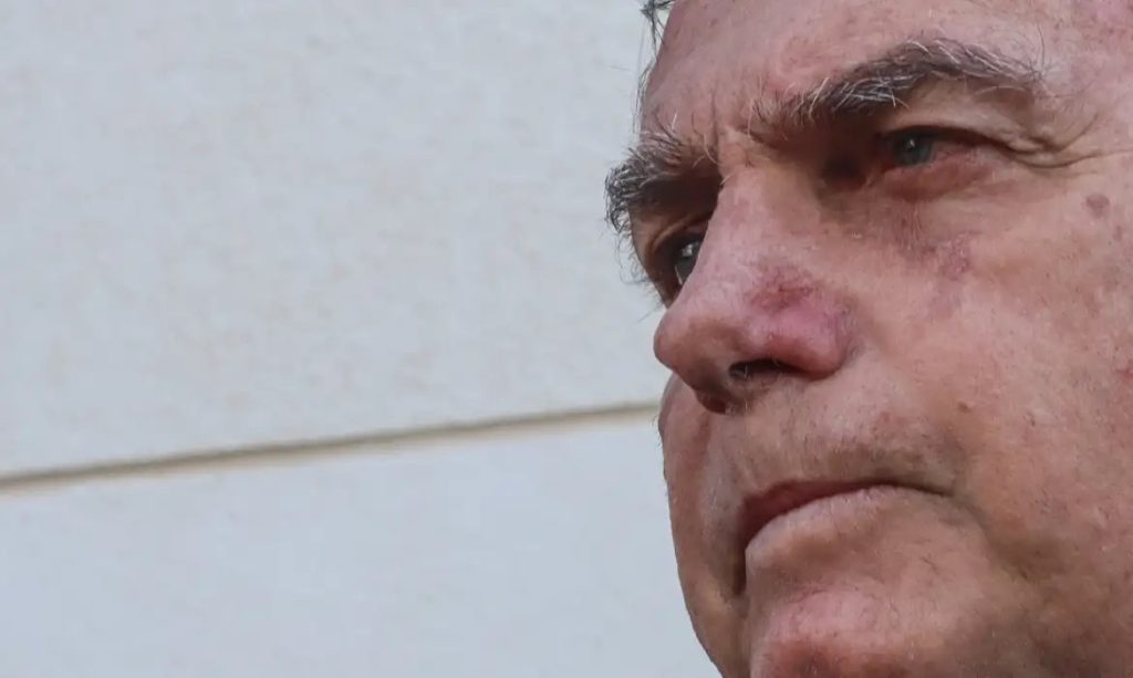 New York Times sugere que ex-presidente tentou fugir da justiça - Foto: Valter Campanato/Agência Brasil