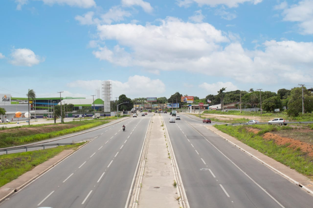 Eusébio obteve o índice de 5,8 no IOEB. Av. Eusébio de Queiroz, Eusébio - Foto: Divulgação/Prefeitura do Eusébio.