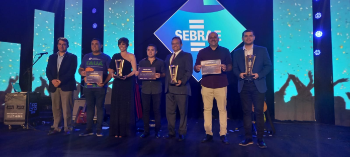 Vencedores da premiação Empreendedorismo na Escola - Foto:Divulgação.