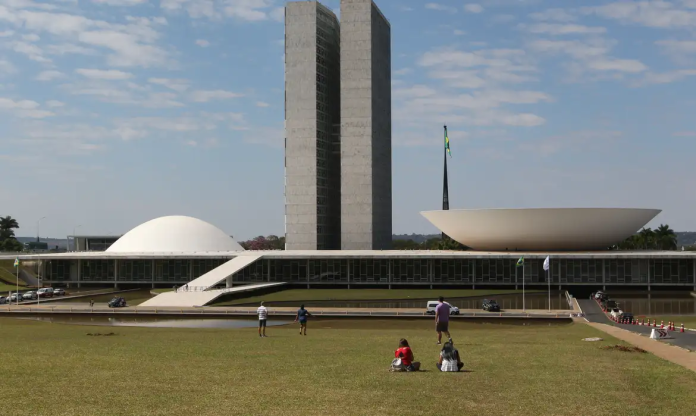 Mudança valeria a partir das eleições de 2026 - Foto: Fabio Rodrigues - Agência Brasil.