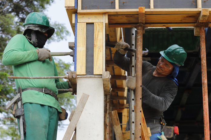 Foram 6.956 novas vagas de trabalho gerados no Ceará no mês do trabalhador - Foto: Divulgação/Casa Civil.