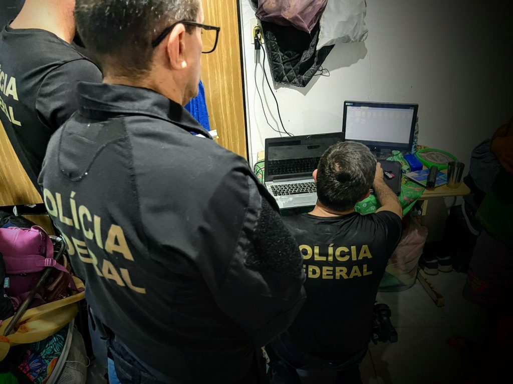 Operação da Polícia Federal combate exploração sexual de menores em Fortaleza