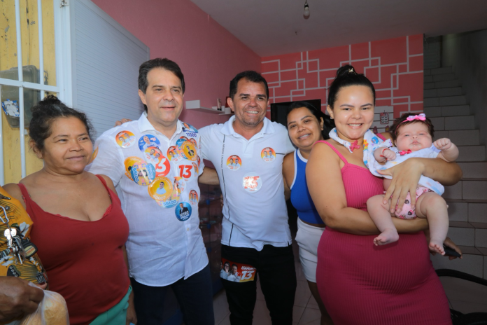 Candidato petista caminhou pelo bairro, ouviu demandas e firmou compromissos- Imagem: Reprodução