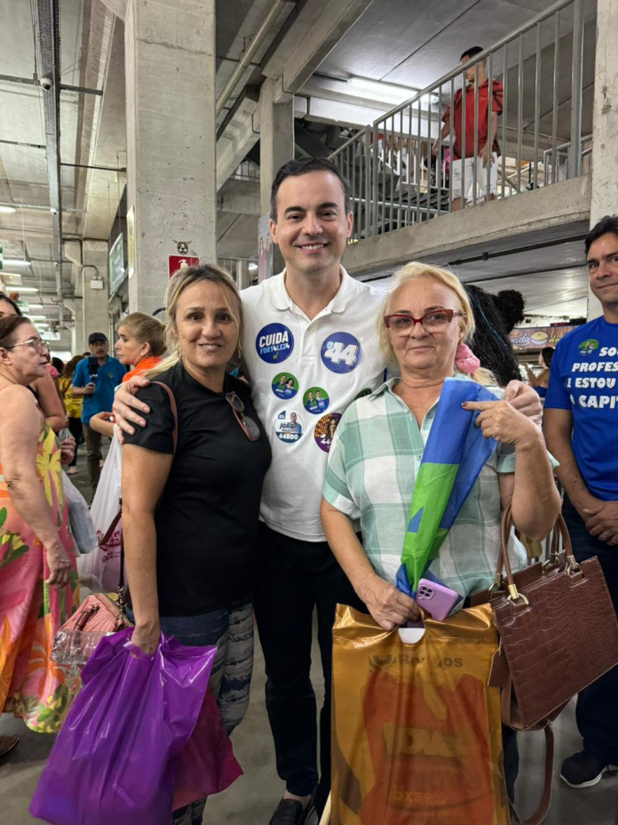 Capitão Wagner em ação de campanha no Centro Fashion - Foto: Reprodução