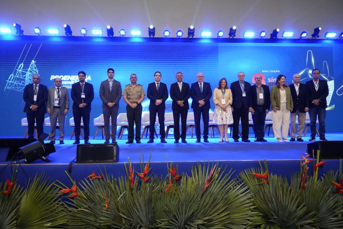 Evento, organizado pelo Sindienergia Ceará, discute e apresenta o potencial energético do estado para o Brasil e o mundo- Imagem: Carlos Gibaja