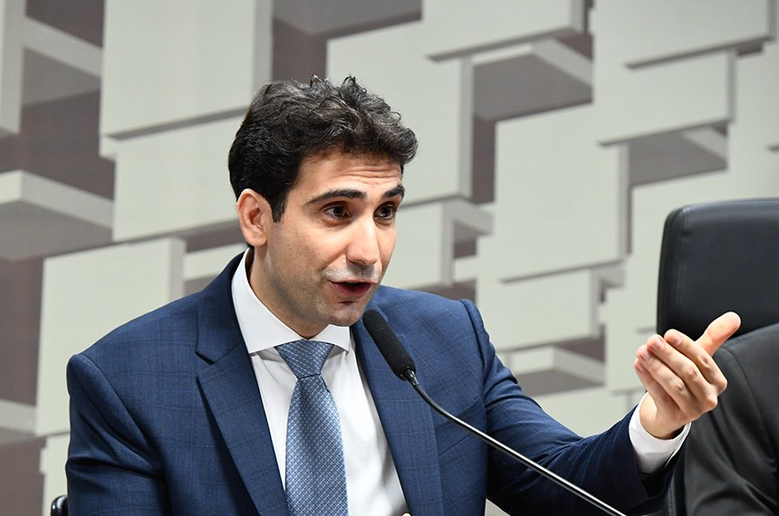O economista e diretor do BC durante sabatina na Comissão de Assuntos Econômicos nesta terça - Imagem; Roque de Sá/Agência Senado