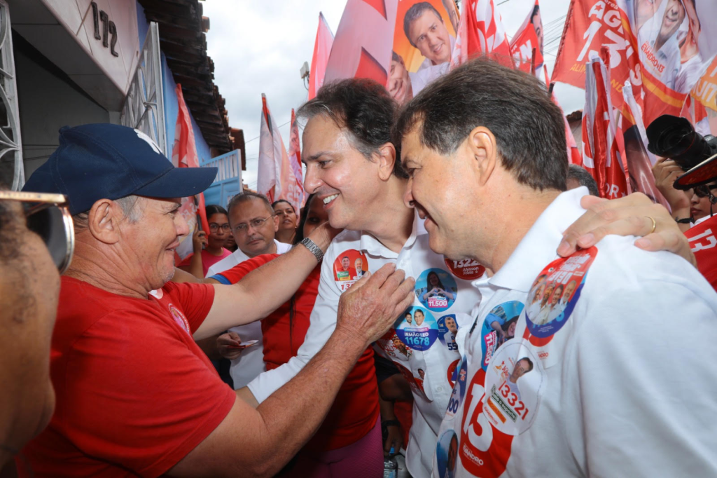Petistas visitaram moradores e comerciantes do Conjunto Santa Filomena, no Jangurussu - Imagem: