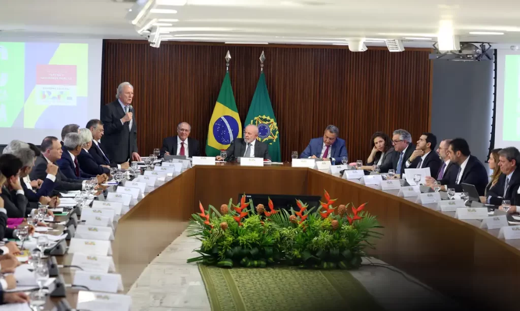 Lewandowski diz que proposta não retira competências dos estados - Imagem: Valter Campanato/Agencia Brasil.