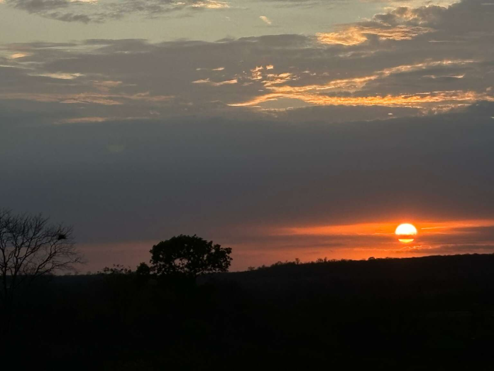 De forma geral, o sol deverá seguir mais aparente em todo o Ceará - Imagem: Marciel Bezerra