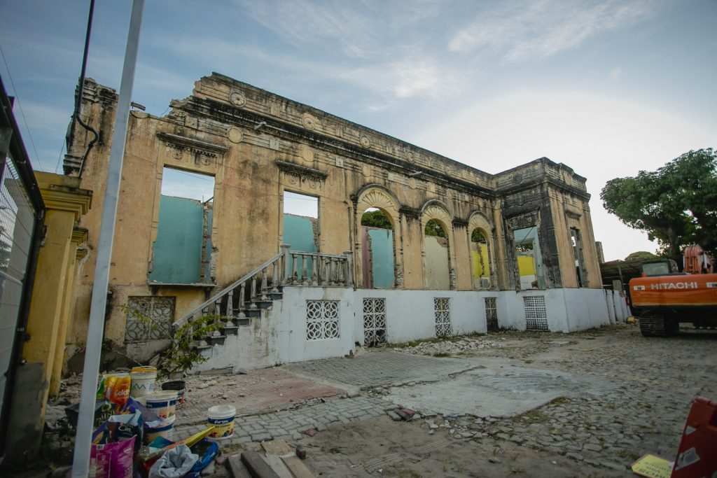 Na denúncia, o MP requer a responsabilização de um empresário, de quatro servidores da Prefeitura de Fortaleza - Imagens: Reprodução/MPCE.