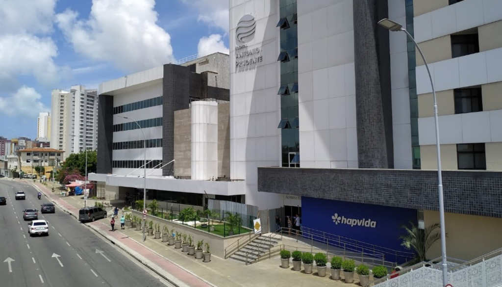 Decon multa Hapvida em mais de R$ 9 milhões por falta de acessibilidade nos banheiros do Hospital Antônio Prudente