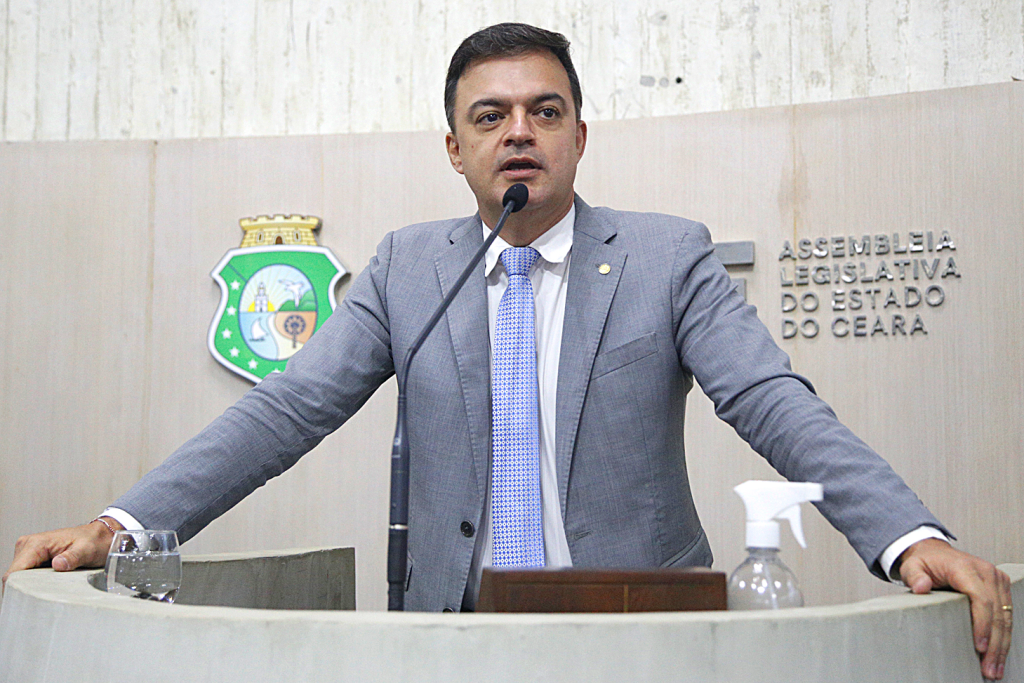 Deputado Fernando Santana (PT) - Imagem: Foto: Junior Pio