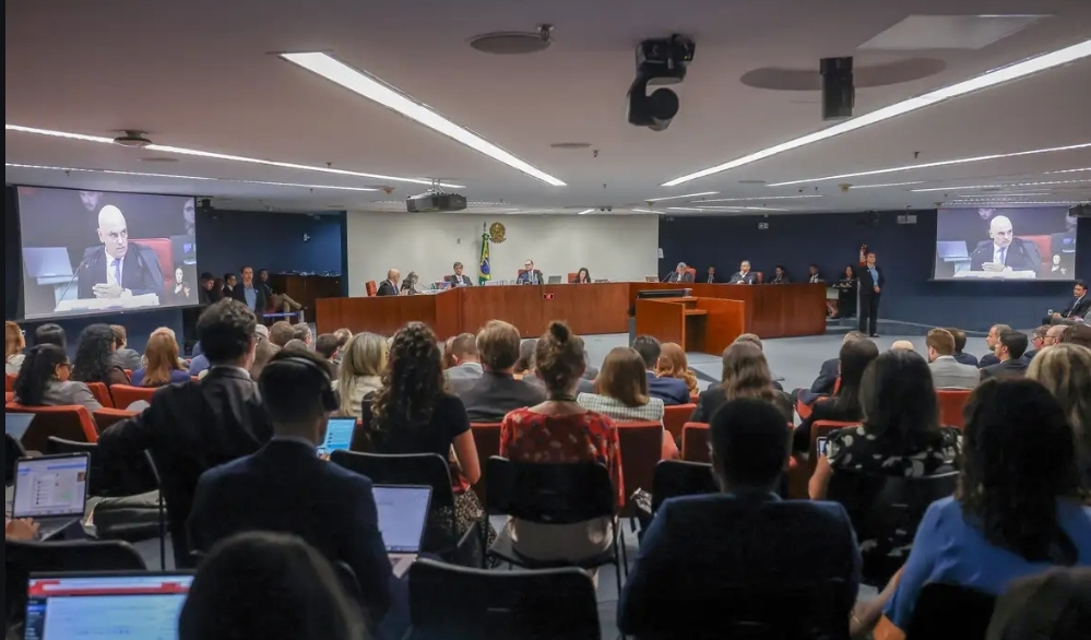Sessão será retomada nesta quarta-feira às 9h30 - Imagem: Antonio Augusto/STF