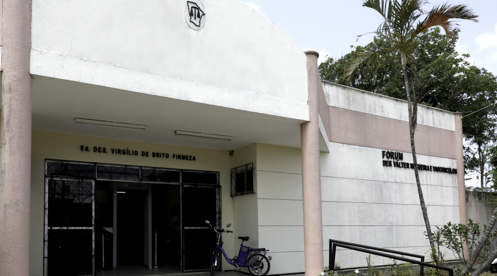 Foi fixado o valor de R$ R$ 23.117,73 por danos materiais, além de R$ 10 mil por danos morais - Imagem: Divulgação/TJCE.