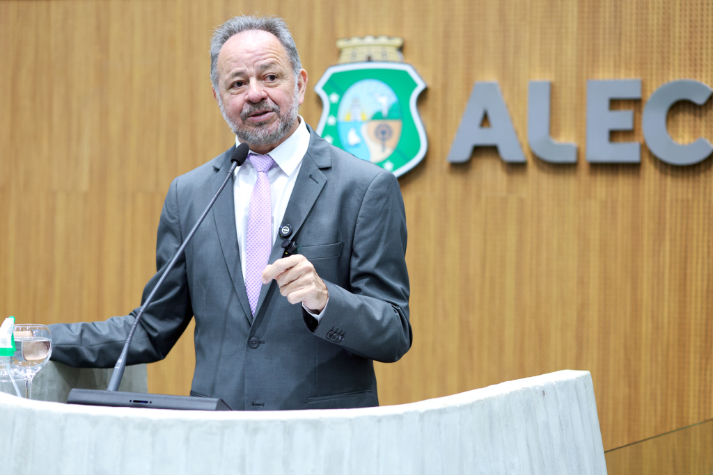 Deputado Acrísio Sena (PT) - Imagem: Junior Pio