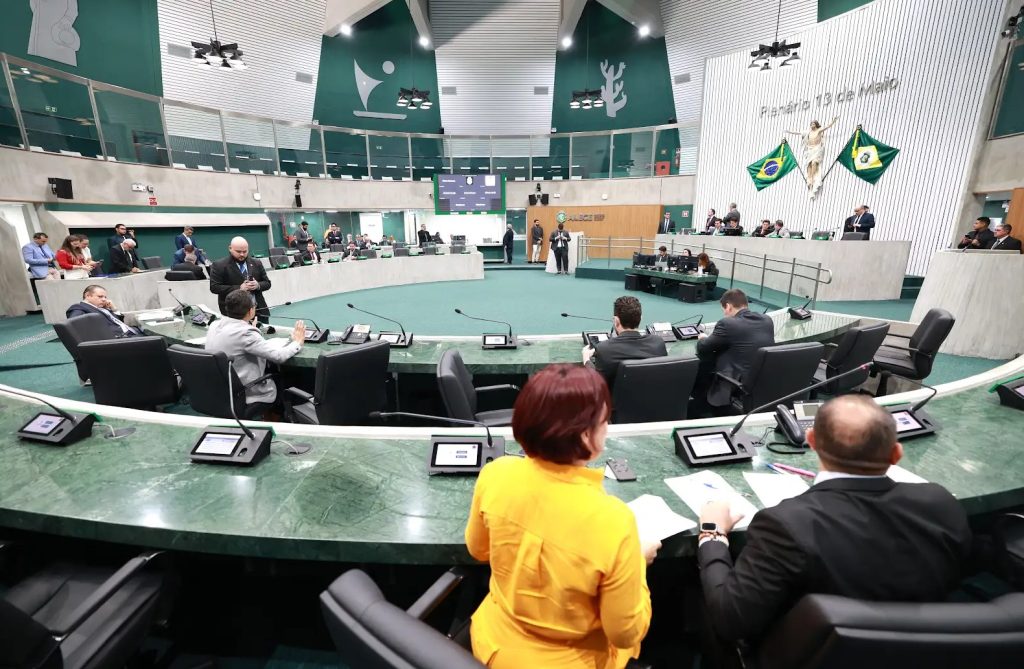 Votação ocorreu durante a sessão plenária desta terça-feira - Foto: Júnior Pio / Alece