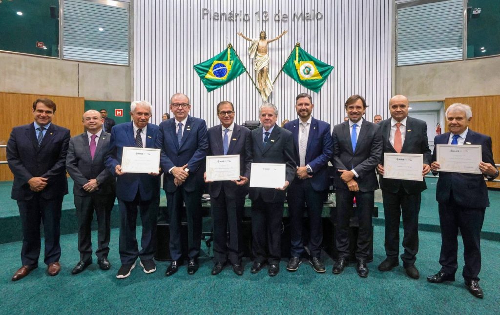 Personalidades homenageadas pela Alece - Foto Divulgação/FIEC.