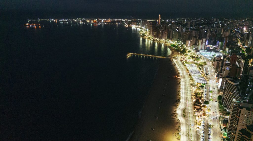 Aumento no número de visitantes deve gerar mais de 87 mil empregos na capital cearense - Foto: João Crisósthomo.