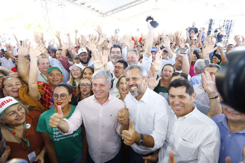 O lançamento do Plano contou com a entrega de títulos da Fazenda Uruanan - Foto: Helena Santos-Casa Civil.