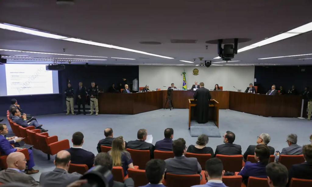 O julgamento continua na próxima semana, com voto de ministros - Foto: Fabio Rodrigues-Pozzebom/Agência Brasil