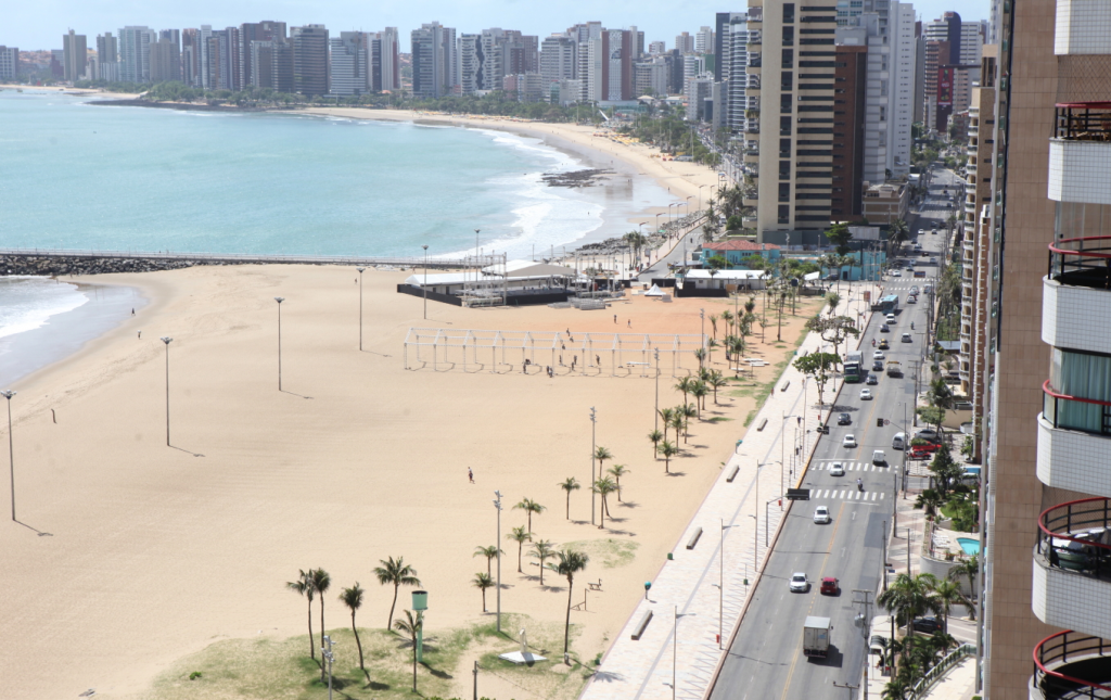 Levantamento compara a busca de turistas internacionais por hospedagens na plataforma Kayak - Foto: Reprodução/PMF.
