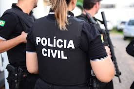 Legenda: O suspeito é investigado por ser chefe de um grupo criminoso com atuação em bairros de Fortaleza - Foto: Reprodução/SSPDS.