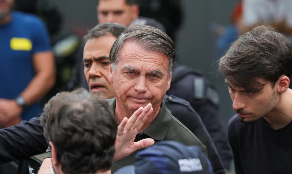 Legenda: Ministro alega receio de fuga do réu e descumprimentos de cautelares - Foto: Fabio Rodrigues-Pozzebom/ Agência Brasil