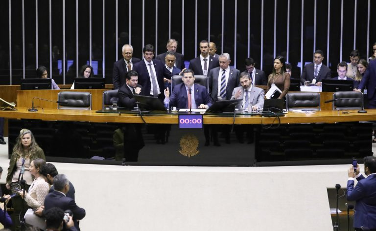 Legenda: Sessão do Congresso Nacional - Foto: Kayo Magalhães / Câmara dos Deputados