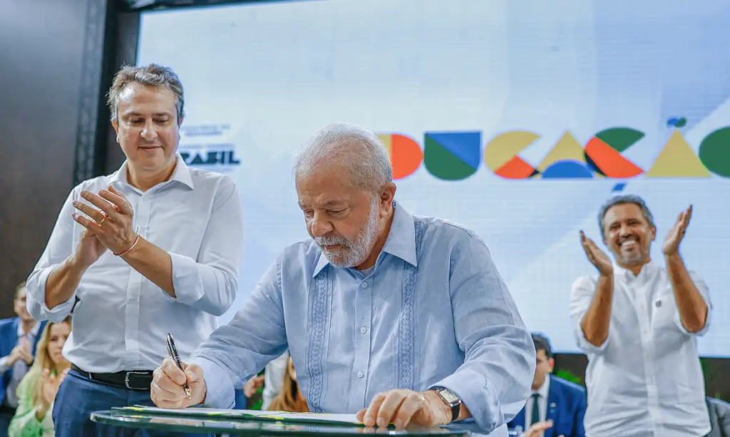 O presidente vai participar da entrega das Carteiras Nacionais Docente do Brasil - Foto: Ilustração/Ricardo Stuckert/PR