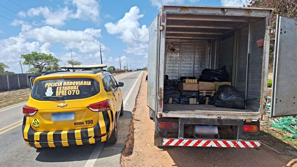 O material foi localizado em um caminhão que transitava por uma rodovia estadual- Foto: Reprodução/SSPDS.