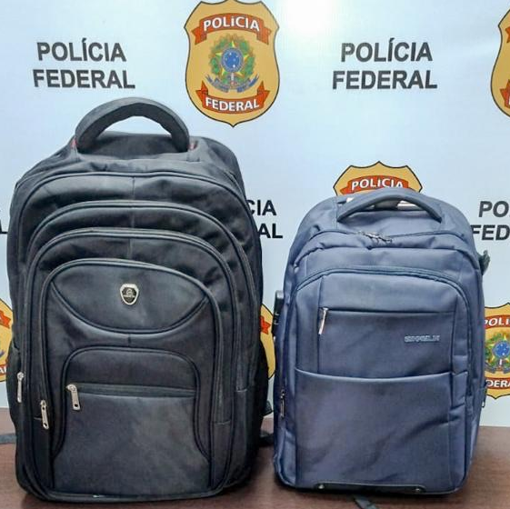 Passageiro tentava embarcar com droga escondida em mochilas - Foto: Reprodução/PF