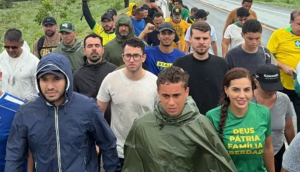 Ao menos 30 pessoas foram encaminhadas para atendimento hospitalar - Foto: Divulgação/DCM.
