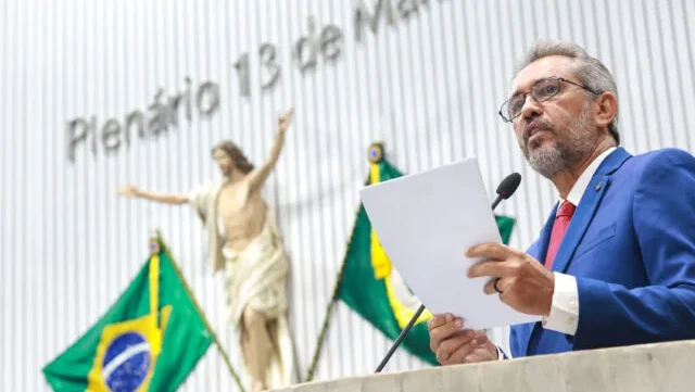 O instituto ainda questionou como os cearenses avaliam o trabalho do gestor - Foto: Junior Pio. O instituto ainda questionou como os cearenses avaliam o trabalho do gestor - Foto: Junior Pio.