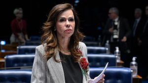 A senadora Professora Dorinha Seabra, durante a sessão que aprovou o piso Carlos Moura/Agência Senado. Fonte: Agência Senado