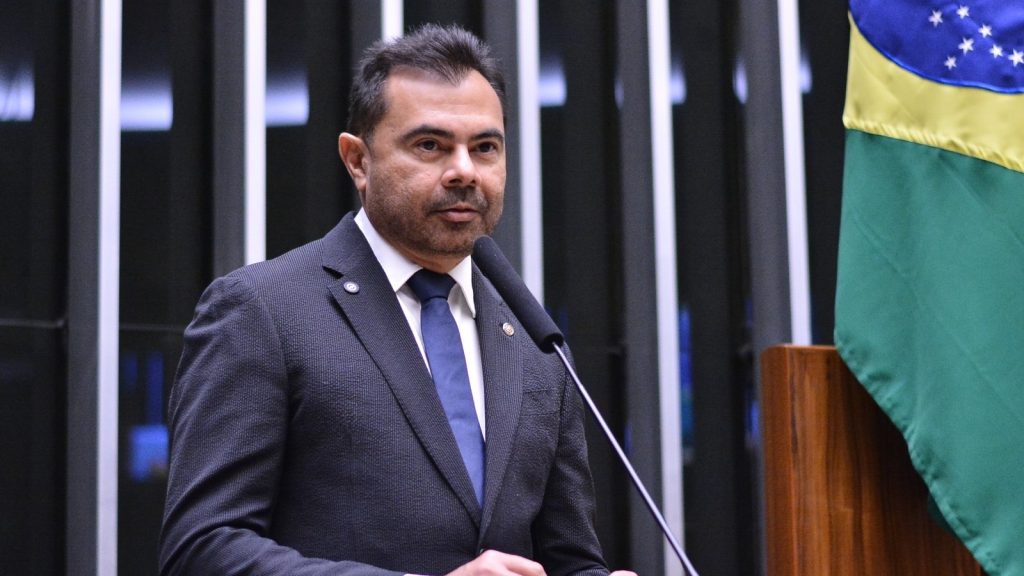 O alerta é do deputado federal Idilvan Alencar- Foto: Divulgação.